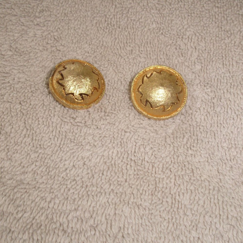 TAN clip earrings brushed gold tone circles